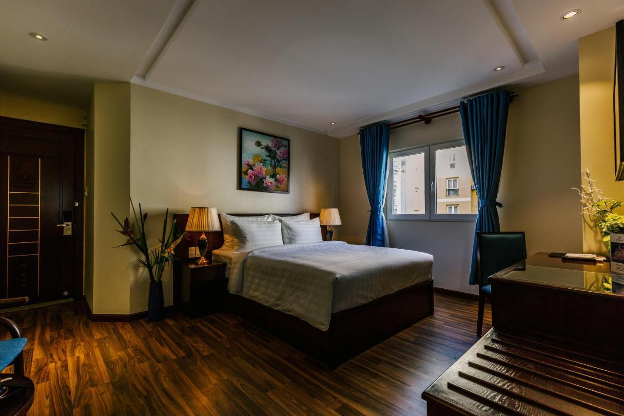 Luxury Double Room,1068895021:JPEG